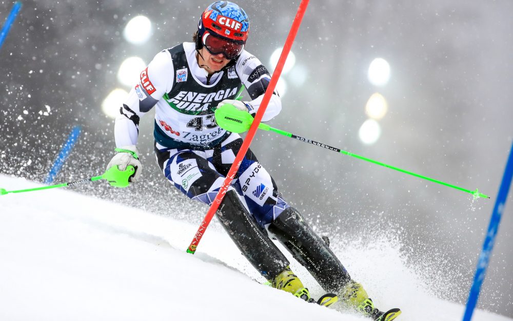 AJ Ginnis beim Weltcup-Slalom von Zagrab. – Foto: GEPA pictures