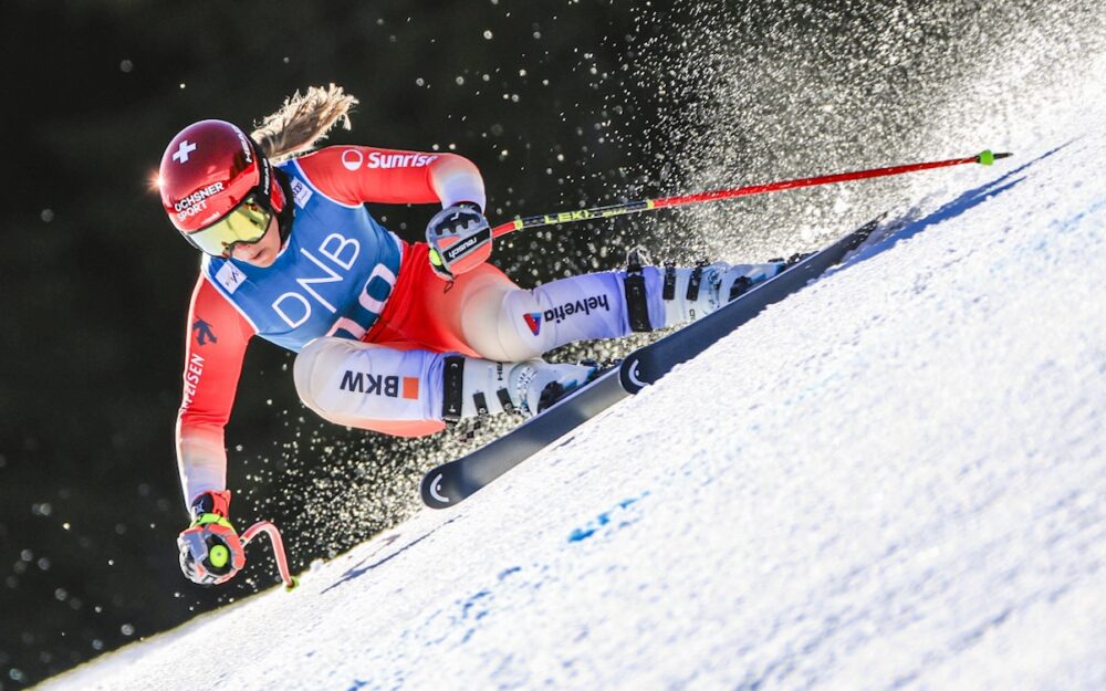 Corinne Suter beim Training in Kvitfjell. – Foto: GEPA pictures
