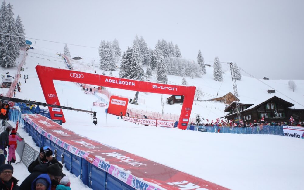 Der Blick Richtung Zielhang von Adelboden. – Foto: GEPA pictures