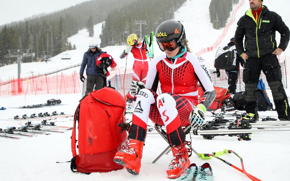 Christina Ager bei einer kurzen Trainingspause in Copper Mountain. – Foto: GEPA pictures