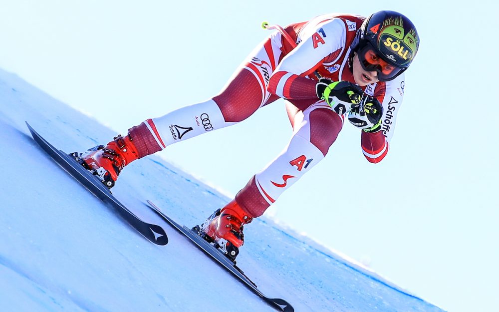 Christina Ager beim Abfahrtstraining in Val d'Isère. – Foto: GEPA pictures