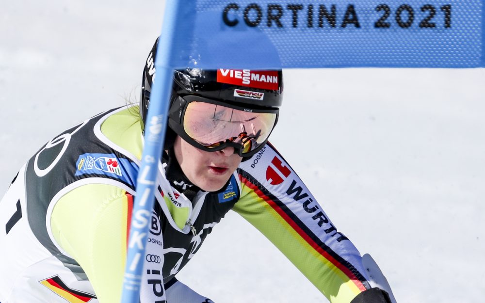 Emma Aicher kommt in Lech/Zürs zu ihrem Debut im Weltcup. – Foto: GEPA pictures