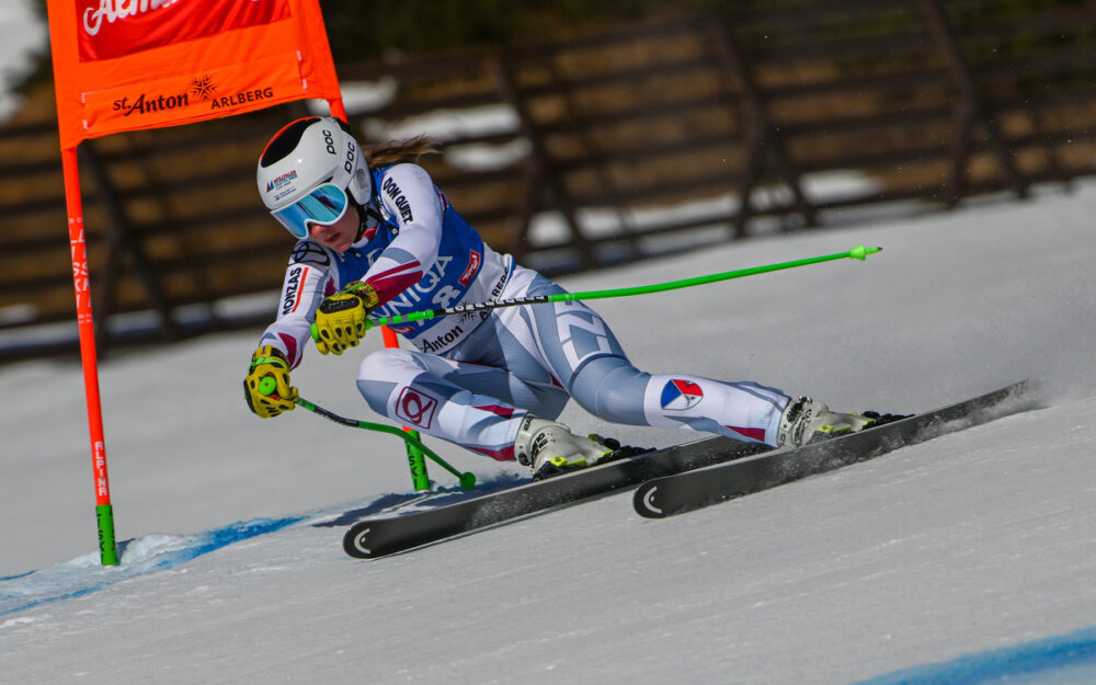 Alena Labastova, hier beim Europacup-Einsatz in Österreich, hat sich beim Training in Zermatt verletzt. – Foto: GEPA pictures