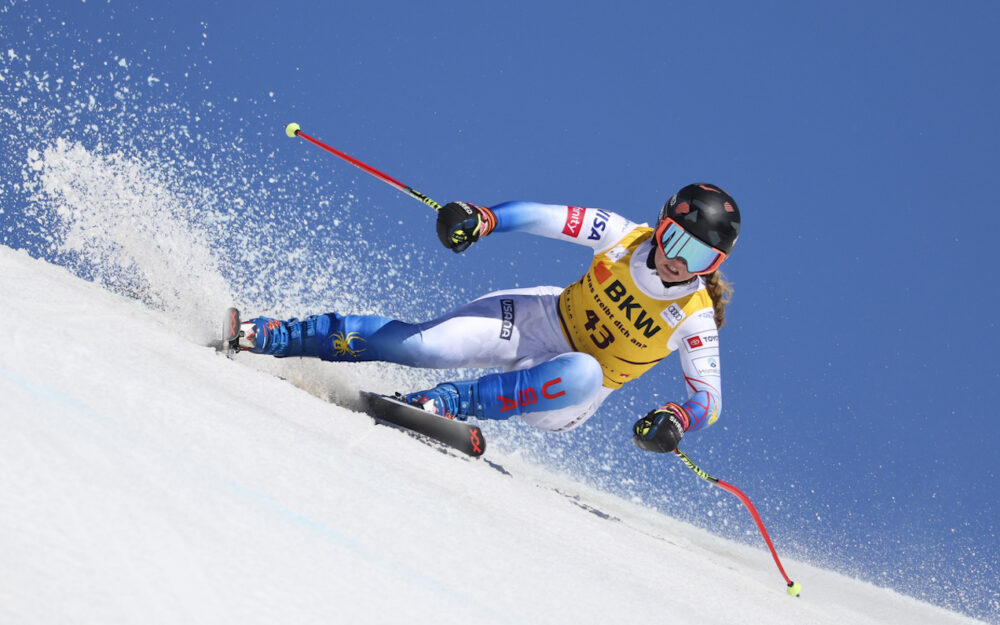 Alix Wilkinson muss ihre Laufbahn beenden Alix Wilkinson in Crans Montana bei ihrem letzten Auftritt im Weltcup (27. Februar 2022). – Foto: GEPA pictures