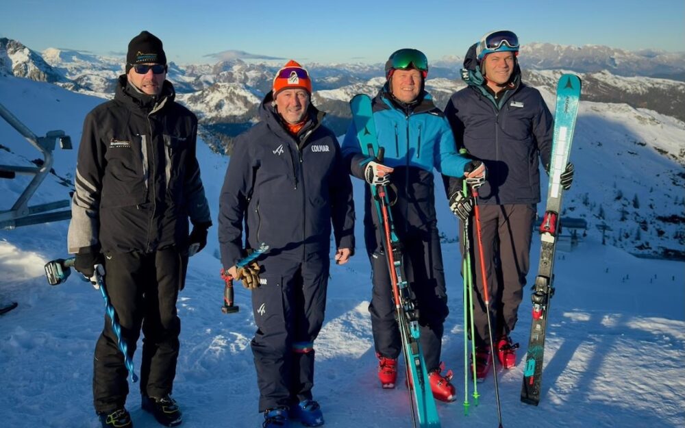 Zauchensee ist bereit (v.l.): Streckenchef Alexander Kronreif, FIS-Renndirektor Alberto Senigagliesi, Rennleiter Thomas Gsodam und OK-Präsident Michael Walchhofer. – Foto: Weissenbacher/Zauchensee