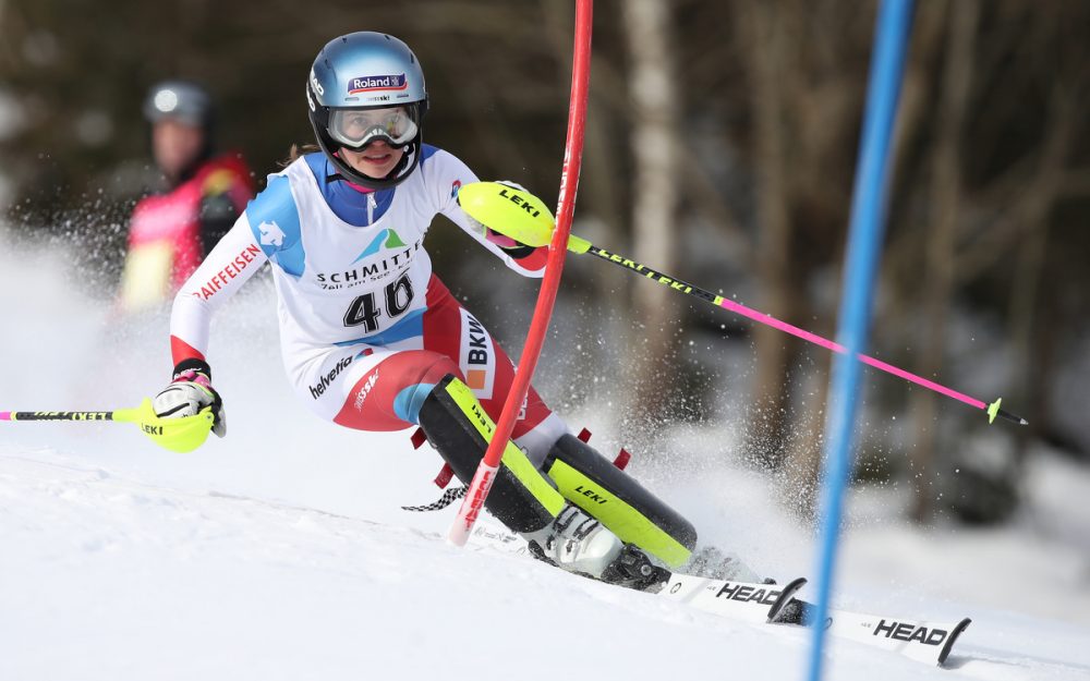 Amélie Klopfenstein fällt nach Kreuzbandriss lange aus. – Foto: GEPA pictures