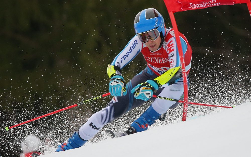 Arttu Niemela verlässt die Bühne und beendet die Karriere als Skirennfahrer. – Foto: GEPA pictures