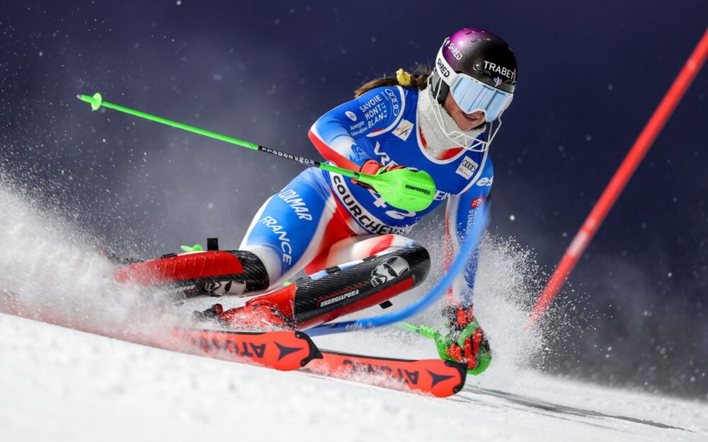 EC: Marion Chevrier sichert sich mit dem Sieg den Weltcup-Fixplatz Marion Chevrier. – Foto: GEPA pictures