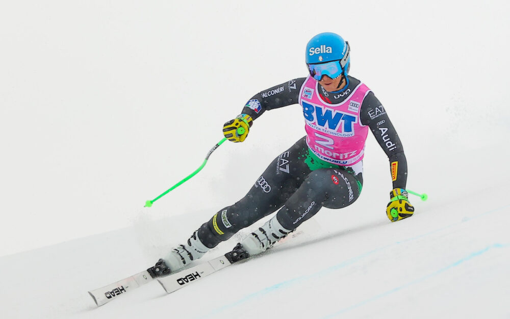 Elena Curtoni liegt bei der verkürzten Abfahrt von St. Moritz in Führung. – Foto: GEPA pictures