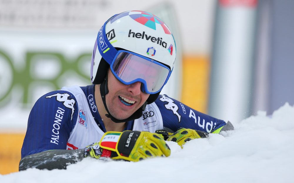 Halbzeit in Adelboden – nur zwei Italiener schneller als Loic Meillard Durchschnaufen – Luca de Aliprandini führt im 1. Lauf des Riesenslaloms von Adelboden. – Foto: GEPA pictures