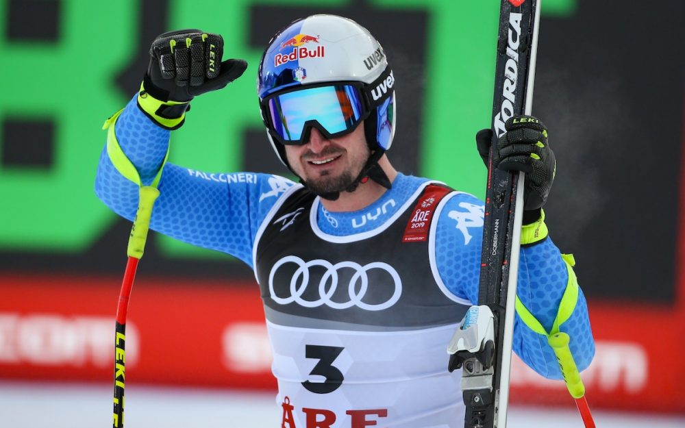 Dominik Paris freut sich im Ziel über die Bestzeit. Am Ende reicht es gar zu WM-Gold. – Foto: GEPA pictures