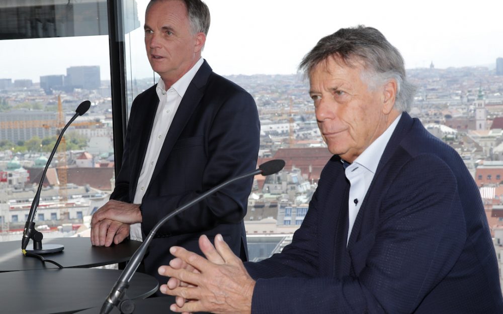 Karl Schmidhofer (links) und der scheidende ÖSV-Präsident Peter Schröcksnadel. – Foto: GEPA pictures