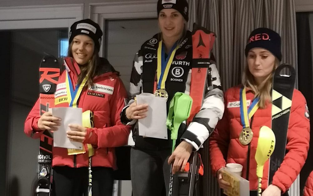 Selina Egloff, Jessica Hilzinger und Charlie Guest (v.l.). – Foto: Swiss Ski/zvg