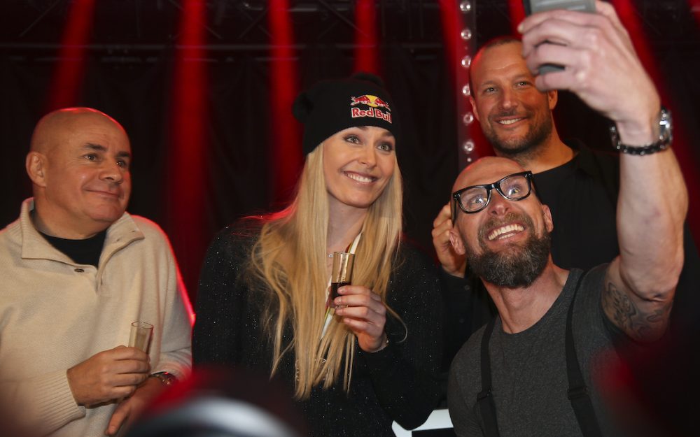 Johan Eliasch (links) ist sich als HEAD-CEO den Umgang mit Stars wie Lindsey Vonn, Aksel Svindal oder Marco Büchel gewöhnt. – Foto: GEPA pictures