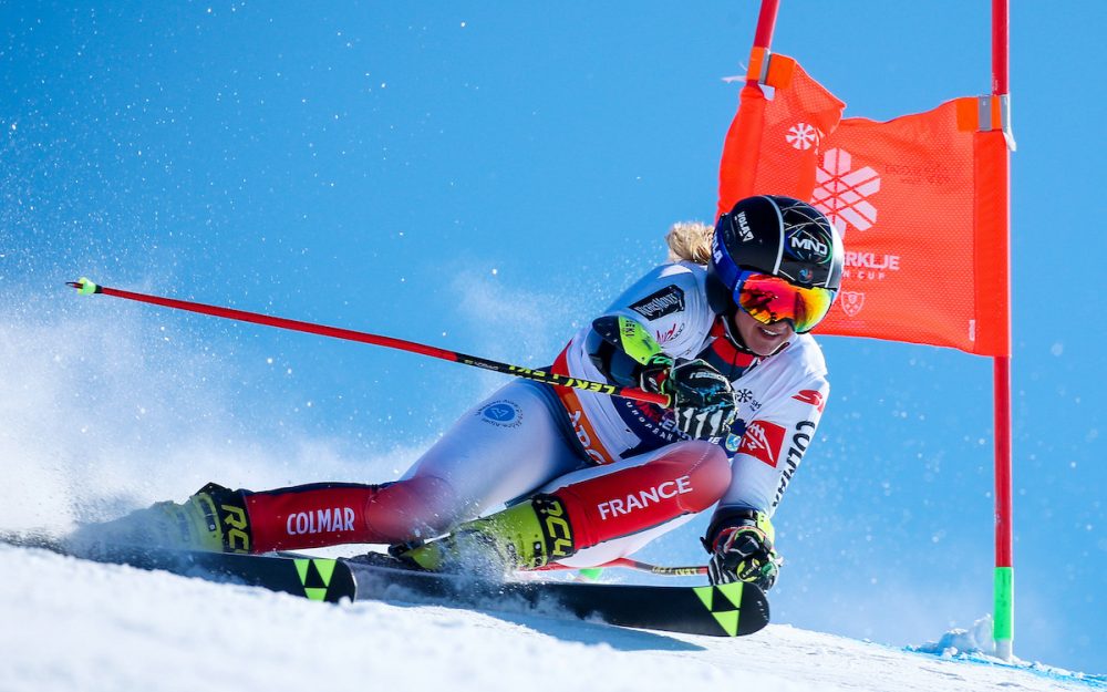 Doriane Escane unterwegs zum Tagessieg in Krvavec. – Foto: GEPA pictures