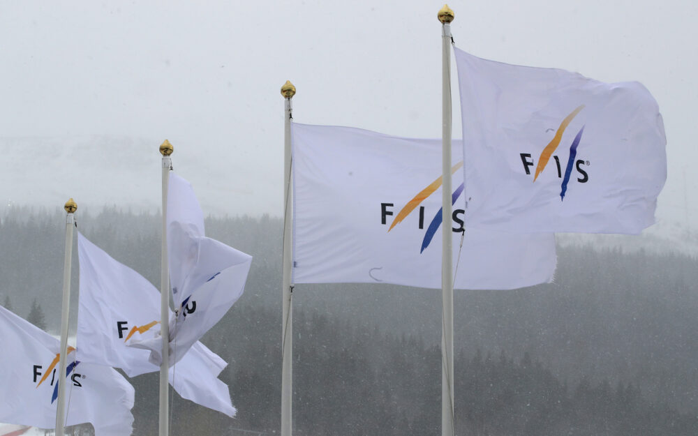 Im Jahr 2024 feiert die FIS ihr 100jähriges Bestehen Im Jahr 2024 feiert die FIS ihr 100jähriges Bestehen