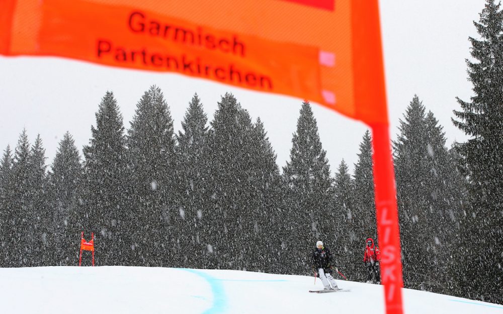 Schneefall, Regen und Wind machten am 28. Januar ein Training in Garmisch unmöglich. – Foto: GEPA pictures