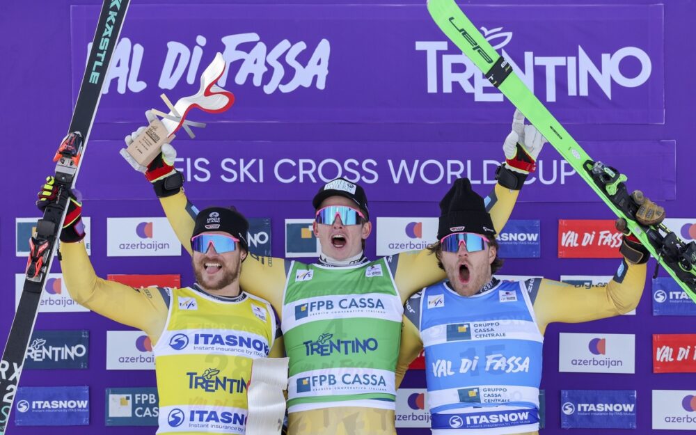 Drei auf einen Streich: die Deutschen Cornell Renn, Florian Wilmsmann und Tim Hronek feiern ihren Dreifach-Erfolg. – Foto: GEPA pictures