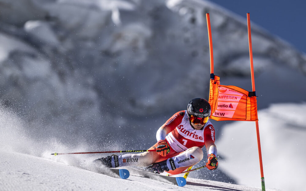 Auch Gino Caviezel ist in Lake Louise dabei. – Foto: Swiss Ski