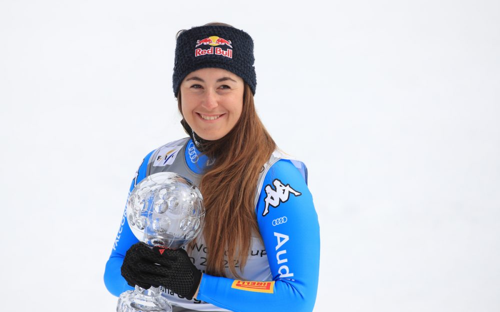 Sofia Goggia gewinnt zum dritten Mal nach 2017/18 und 2020/21 den Abfahrtsweltcup. – Foto: GEPA pictures