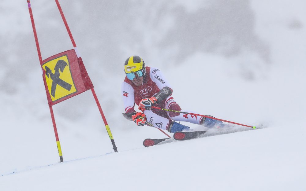 Aus dem Alpin-Techniker wird ein Skicrosser. – Foto: GEPA pictures
