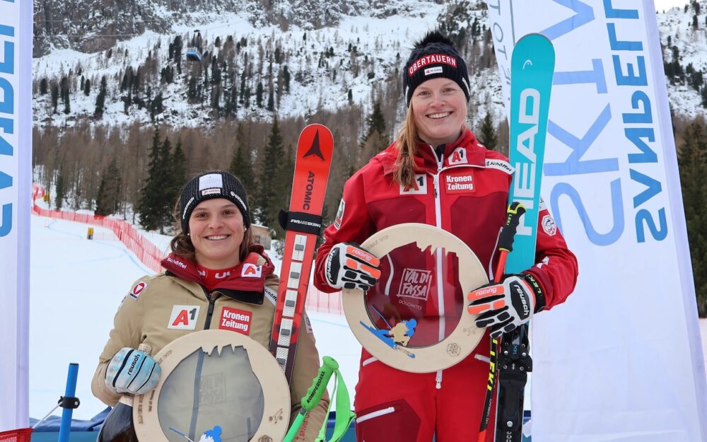 Lisa Grill (rechts) und Emily Schöpf haben am San Pellegrino-Pass ein zweites Mal zugeschlagen. – Foto: zvg / Ski Austria