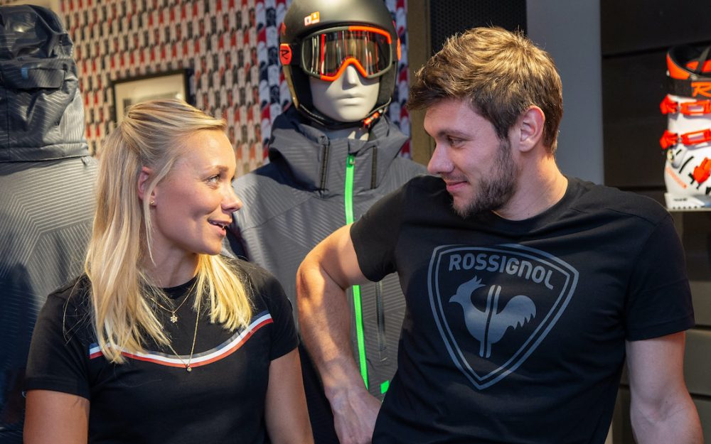 Das Virus wütet auch im Portemonnaie der Athletinnen und Athleten Rossignol-Sportlerinnen/Sportler unter sich: Frida Hansdotter und Michael Matt im Gespräch. – Foto: GEPA pictures