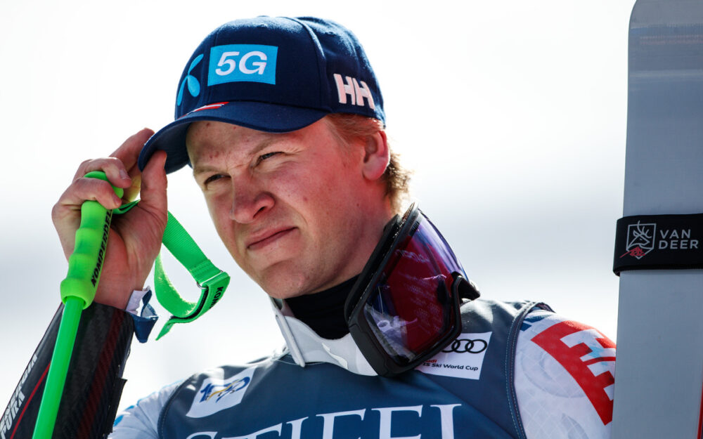 Timon Haugan liegt nach dem 1. Lauf des letzten Weltcup-Slaloms 2023/24 in Führung. – Foto: GEPA pictures