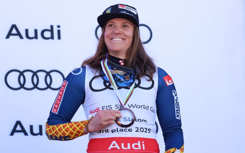 Sara Hector wurde Dritte der Riesenslalom-Wertung 2024/25. – Foto: GEPA pictures
