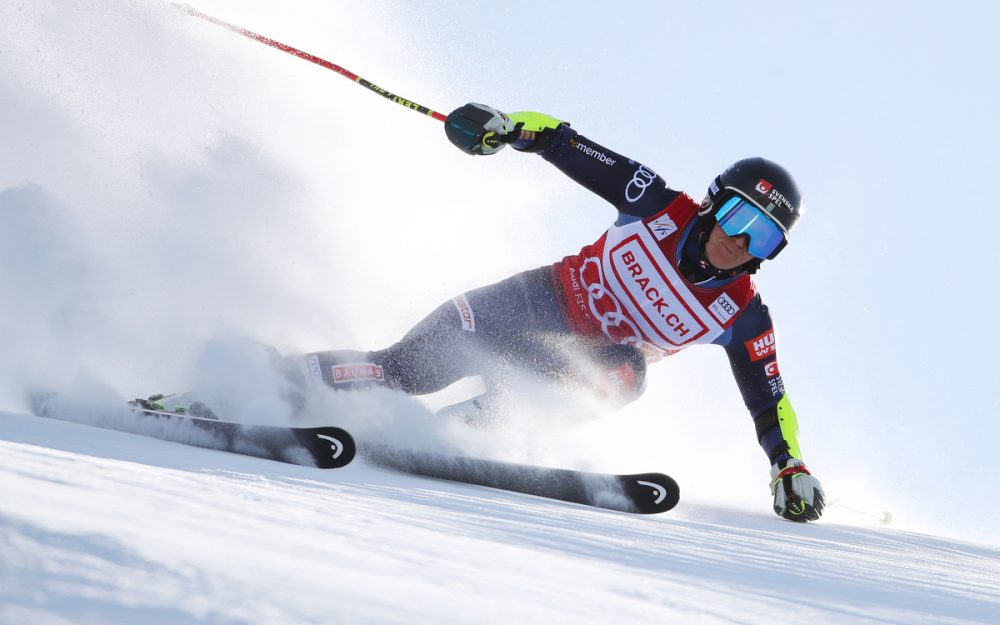 Die Olympiasiegerin liegt in Führung Sara Hector liegt nach dem 1. Lauf des Riesenslaloms in der Lenzerheide in Führung. – Foto: GEPA pictures
