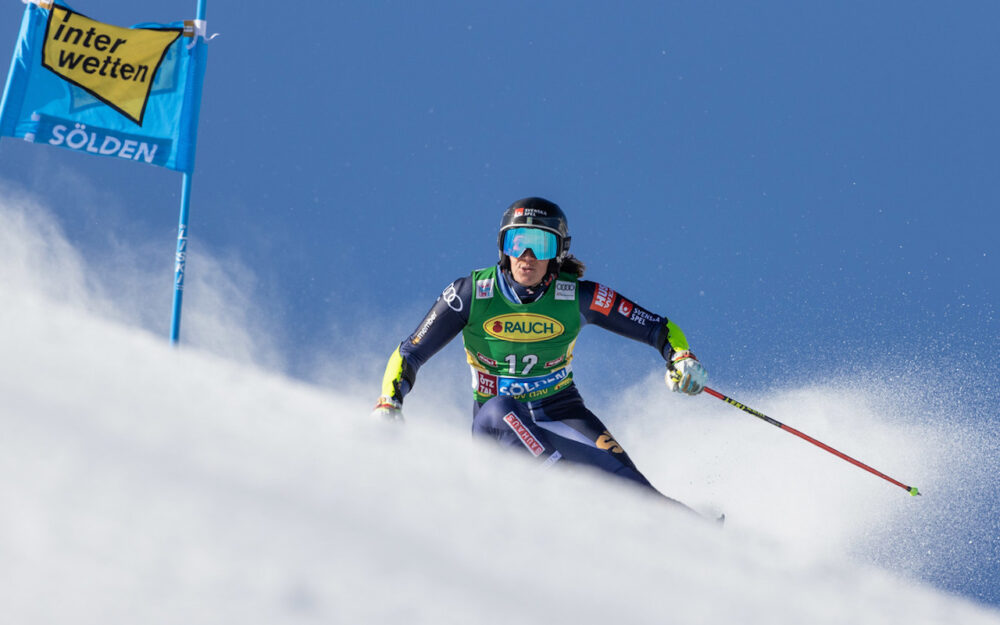 Sie gehört zu den routinierten Athletinnen in Sölden: Sara Hector führt das schwedische Aufgebot an. – Foto: GEPA pictures