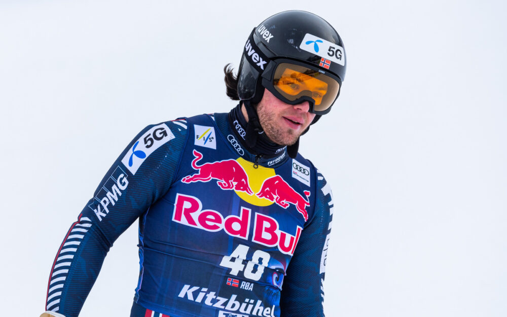 Bein gebrochen – Henrik Roea in Innsbruck operiert Henrik Roea. – Foto: GEPA pictures