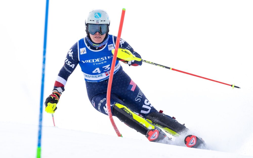 ANC: Dominanter Auftritt der Nordamerikanerinnen und der Norweger Katie Hensien (hier beim Weltcup-Slalom von Sestriere). – Foto: GEPA pictures
