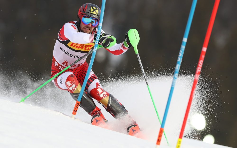 Marcel Hirscher liegt nach dem 1. Lauf klar in Führung. – GEPA pictures