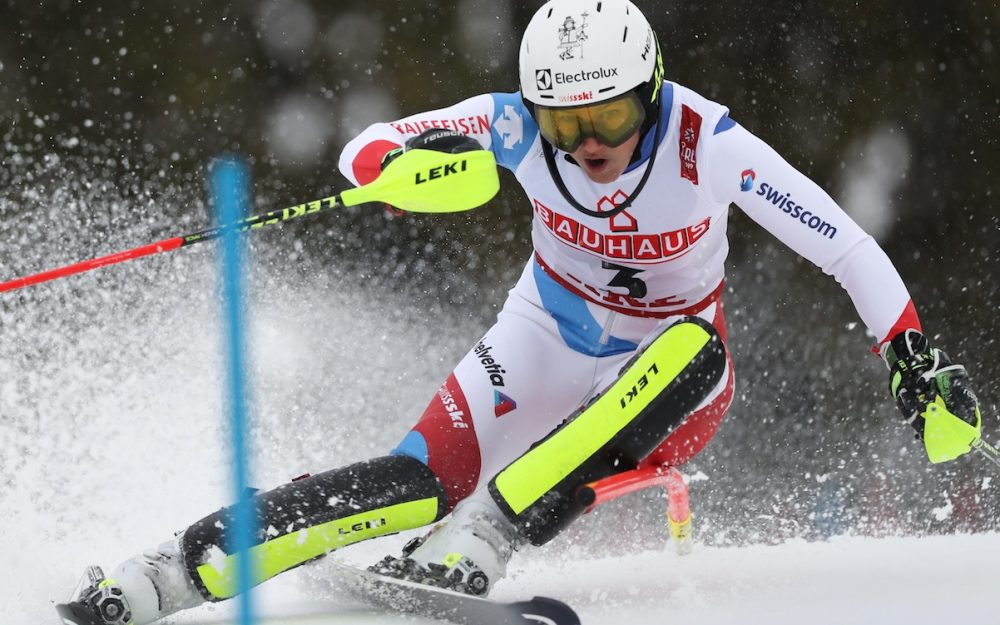 Wendy Holdener auf dem Weg zur Laufbestzeit im 1. Lauf des WM-Slaloms. – Foto: GEPA pictures