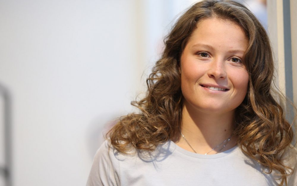 Adriana Jelinkova startet auf Kästle-Ski in die neue Saison. – Foto: GEPA pictures/Kästle GmbH