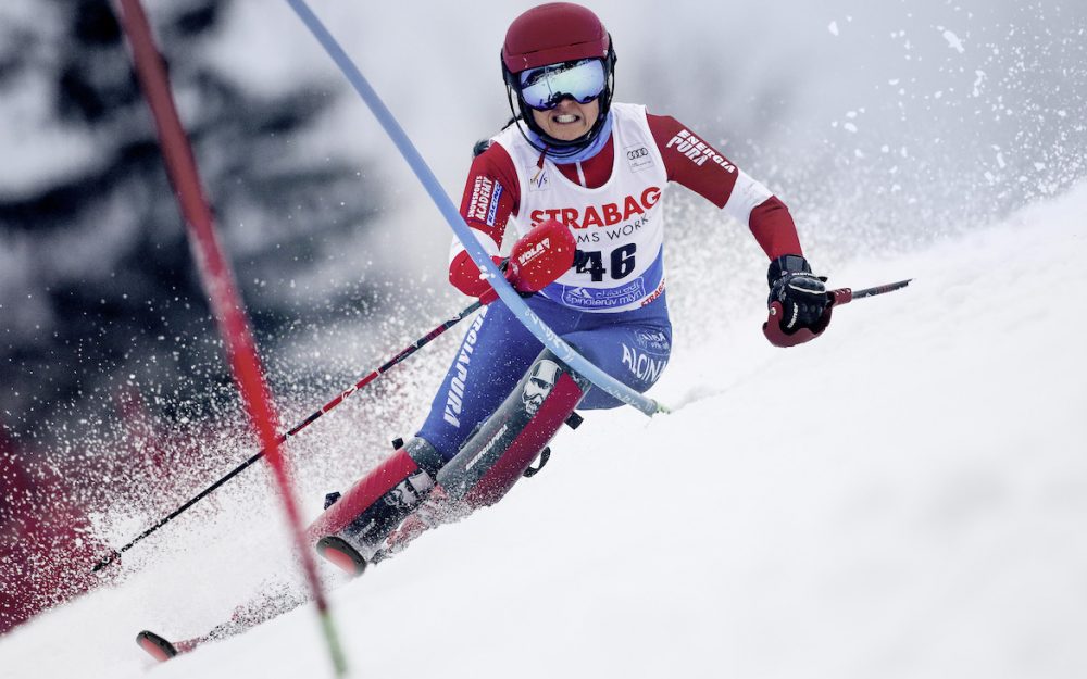 Adriana Jelinkova startet auf Kästle-Ski in die neue Saison. – Foto: GEPA pictures/Kästle GmbH