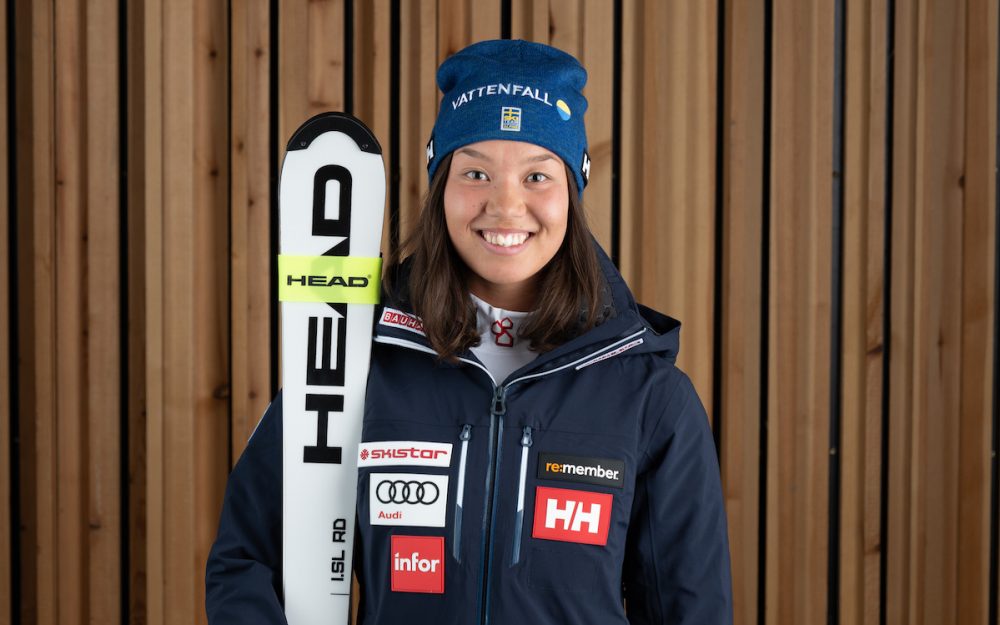 Jonna Luthman mit Weltcup-Debüt in Sölden Bereit für das Abenteuer Weltcup: Jonna Luthman. – Foto: Klas Rockberg