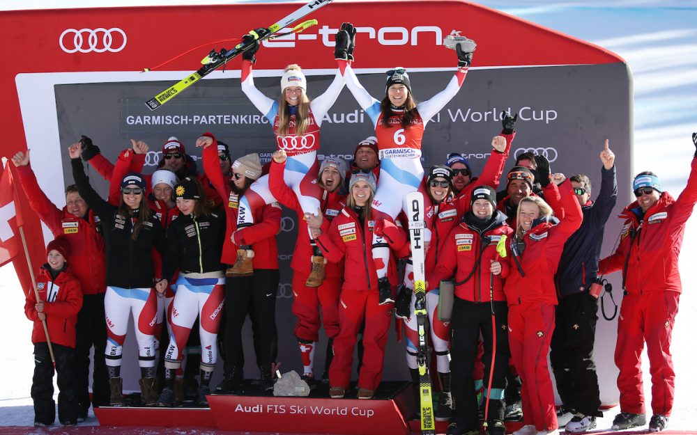 Dank Corinne Suter und Wendy Holdener Freude im Lager von Swiss Ski. – Foto: GEPA pictures