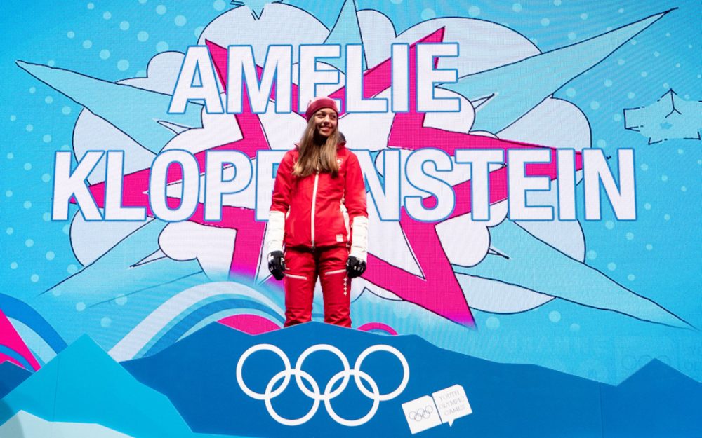Amélie Klopfenstein in Erwartung der Goldmedaille. – Foto: OIS/IOC