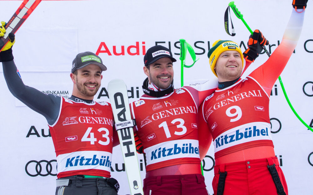 Vincent Kriechmayr gewinnt erstmals die Hahnenkamm-Abfahrt Florian Schieder (links), Vincent Kriechmayr (Mitte) und Niels Hintermann waren die Schnellsten bei der ersten Hahnenkamm-Abfahrt 2023. – Foto: GEPA pictures