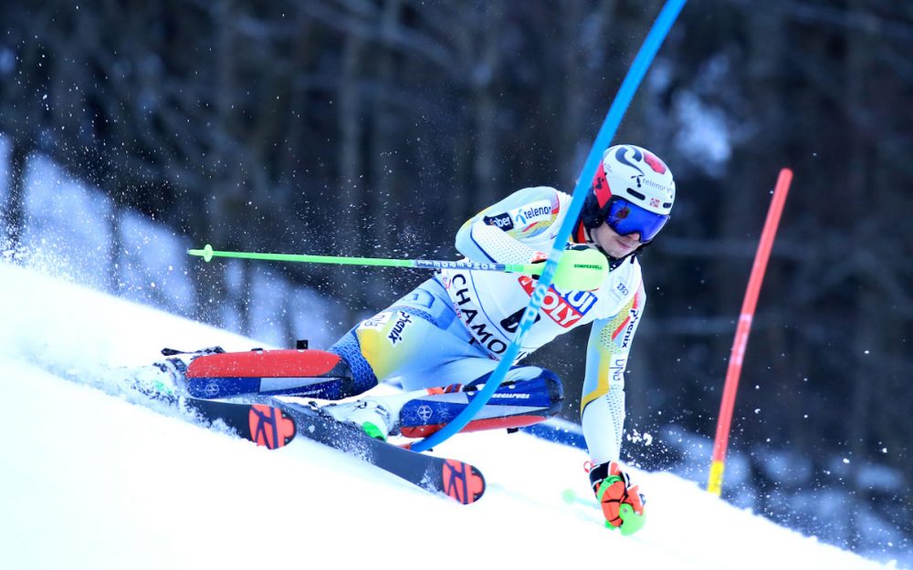 Henrik Kristoffersen Reaktion auf das gestrige Out: Bestzeit im 1. Lauf. – Foto: GEPA picutres