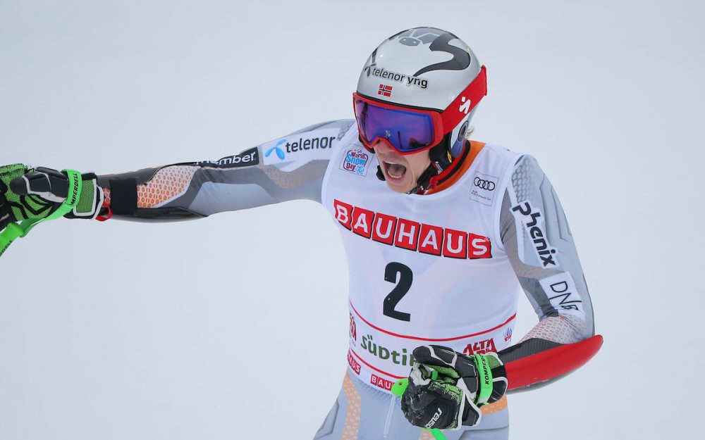 Der Schrei der Erlösung: Henrik Kristoffersen nach der Zieldurchfahrt im 2. Lauf. - Foto: GEPA pictures