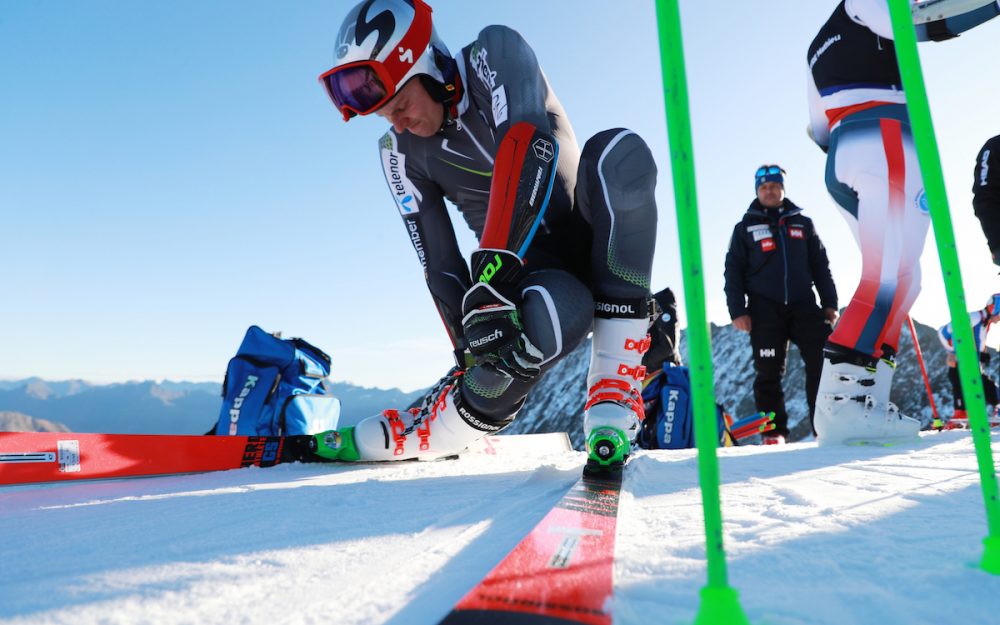 Schnallen zu und durch – Henrik Kristoffersen in der Vorbereitung auf den Weltcup-Winter. – Foto: GEPA pictures