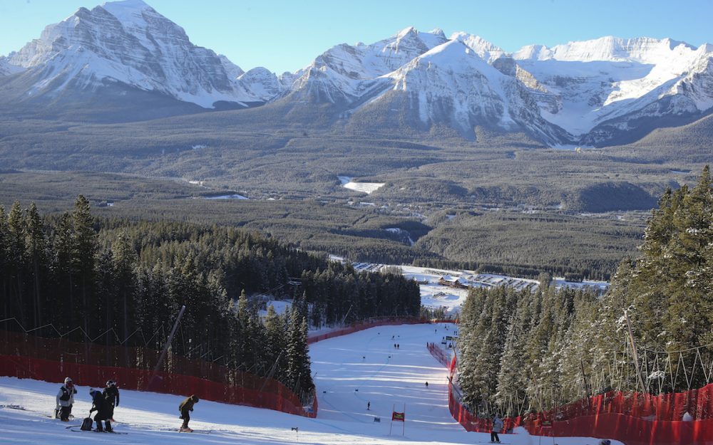 In Lake Louise (Bild aus dem Jahr 2017) wird mit Hochdruck gearbeitet. – Foto: GEPA pictures