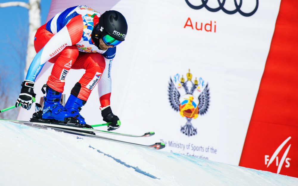 Jonas Lenherr muss nach einem Trainingssturz länger pausieren – Olympia dürfte ohne ihn stattfinden. – Foto: GEPA pictures