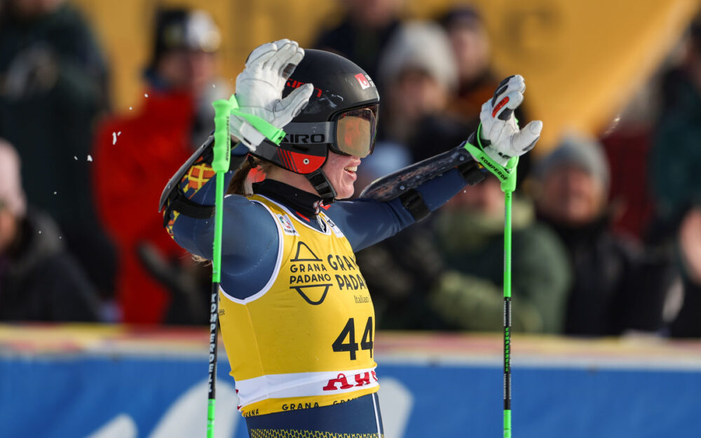 Hilma Loevblom – hier beim Weltcup-Rennen in Are – gewinnt den EC-Riesenslalom von Geilo. – Foto: GEPA pictures