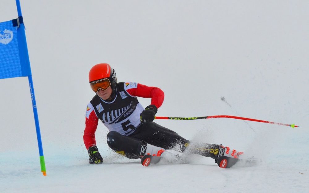 Der Belgier Sam Maes gewinnt auch den zweiten Riesenslalom von Coronet Peak. – Foto: Anne Barwood