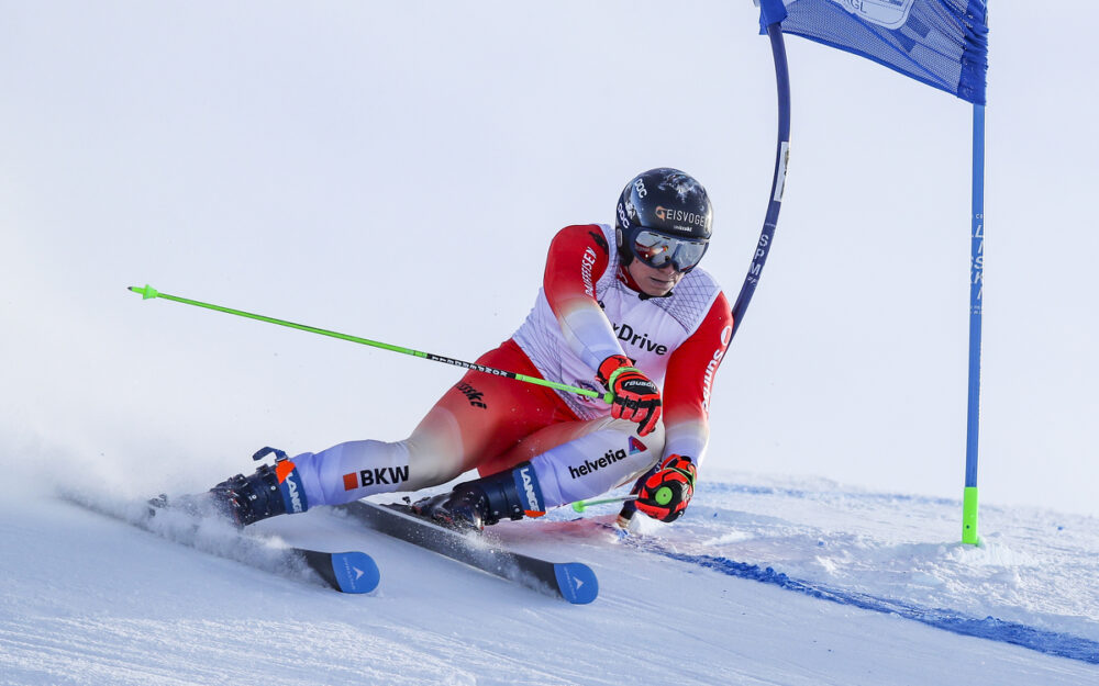 EC: Josua Mettler lanciert den Europacup-Winter mit einem Sieg Josua Mettler – erster Europacup-Sieg in der Disziplin Riesenslalom. – Foto: GEPA pictures