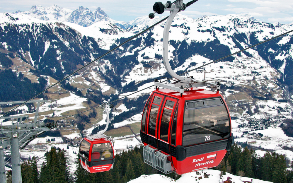 Zum 30. Todestag von Rudi Nierlich Erinnerungen an einen Grossen: Rudi Nierlichs Gondel am Hahnenkamm in Kitzbühel. – Foto: GEPA pictures